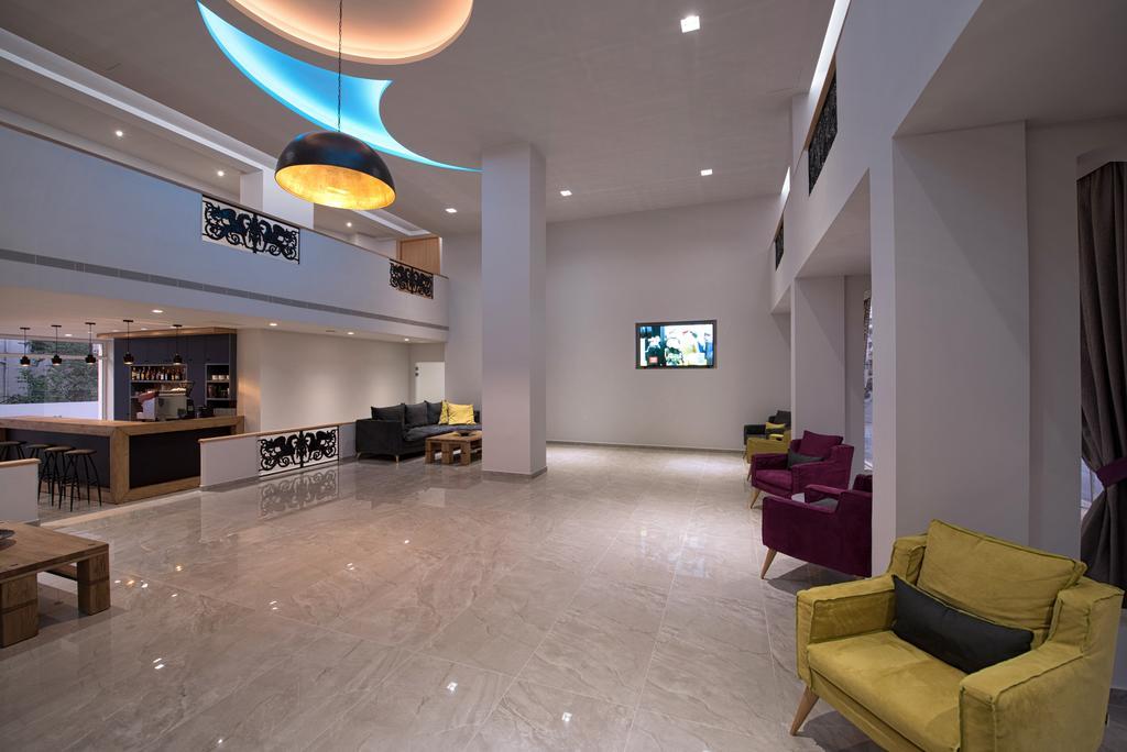 Irini Hotel Heraklion Zewnętrze zdjęcie