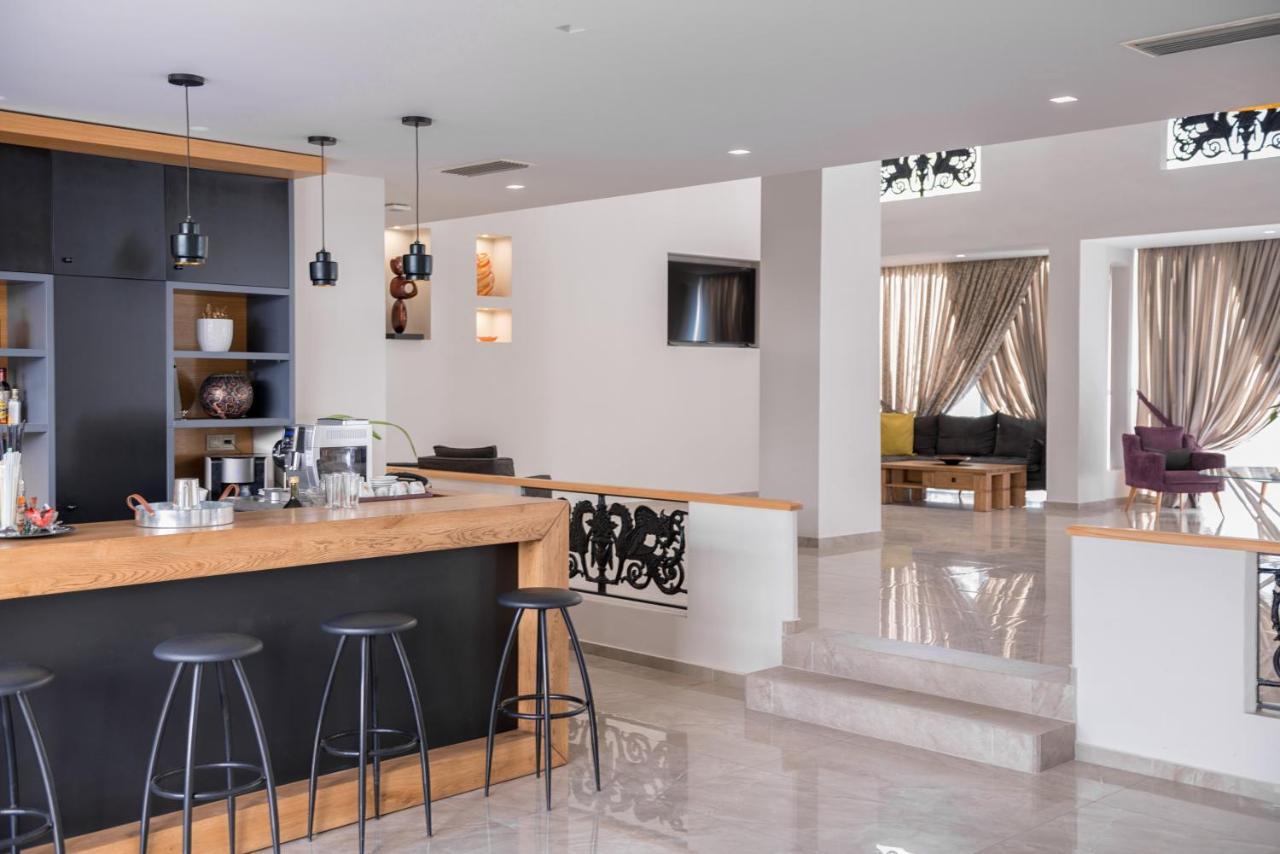 Irini Hotel Heraklion Zewnętrze zdjęcie